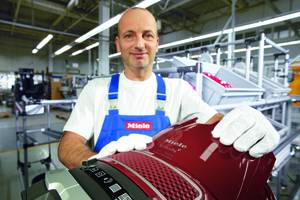 Arbeitskreis Industrial Engineering lädt zu Miele ein
