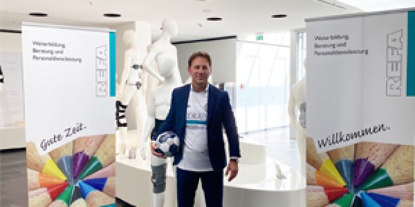 Ottobock-COO Arne Jörn für 25 Jahre REFA-Treue ausgezeichnet