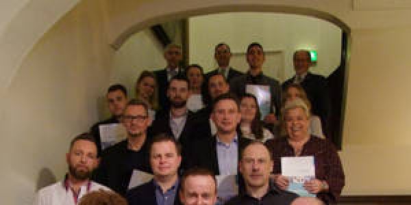 Siebzehn neue REFA-Techniker für Industrial Engineering